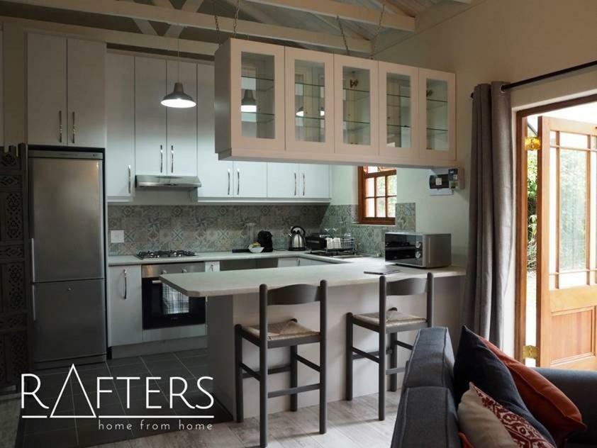Rafters Apartment *